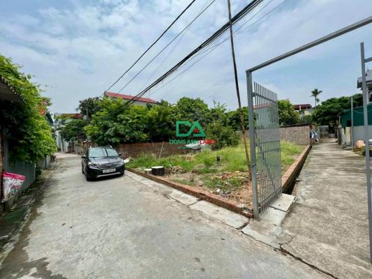 Bán đất Lương Quy Xuân Nộn 102.2m đường trục chính ô tô thông